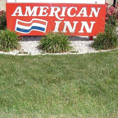 American Inn Blue Springs Ngoại thất bức ảnh