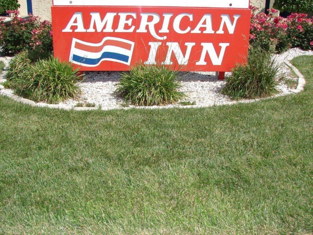 American Inn Blue Springs Ngoại thất bức ảnh